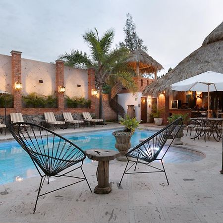 Casa Miura Hotel Boutique Ajijic Bagian luar foto