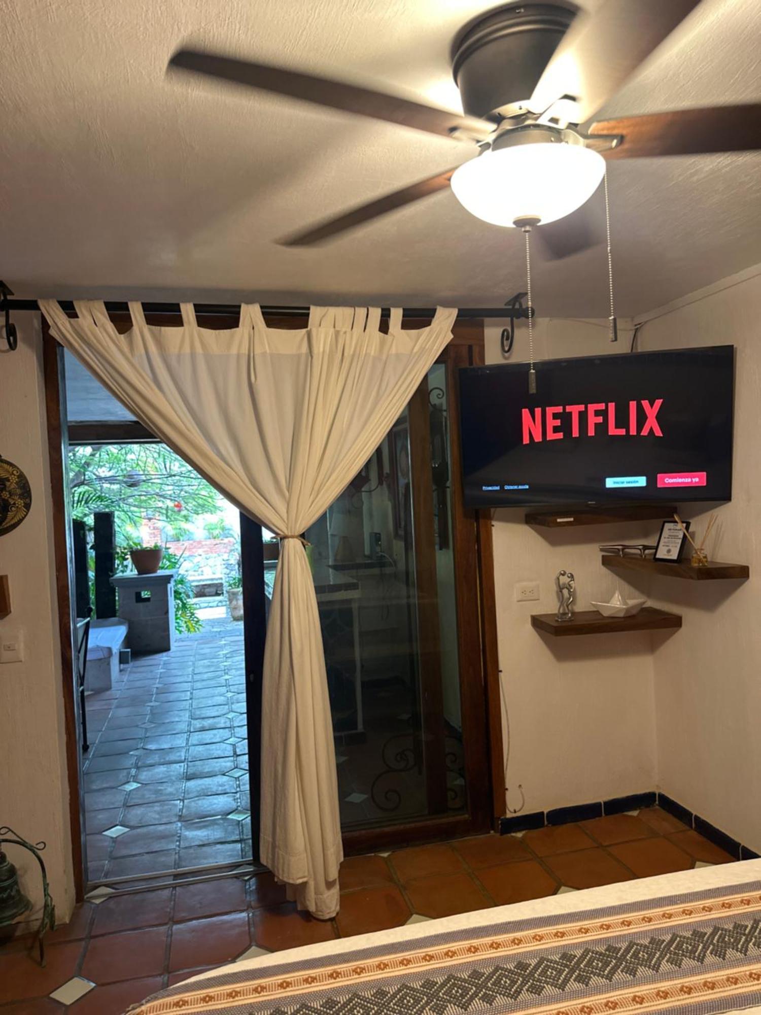 Casa Miura Hotel Boutique Ajijic Bagian luar foto
